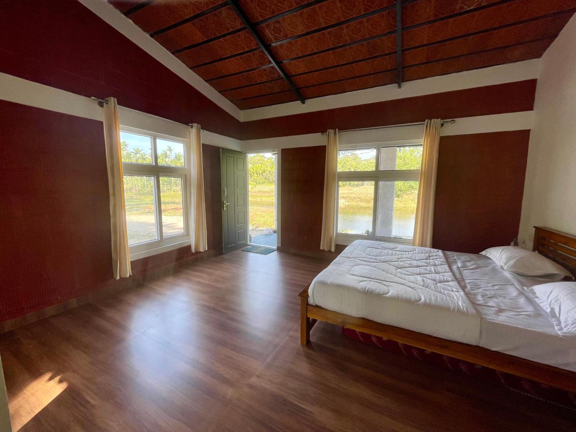 Lake Ripples - Farmstay & Camping Ponnampet ภายนอก รูปภาพ